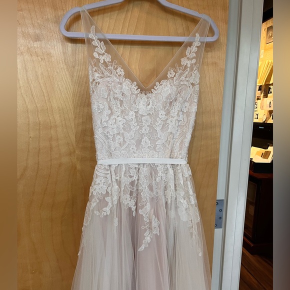 BHLDN Willowby Waters Reagan Lace and Tulle Wedding Gown - Blush - Picture 2 of 14